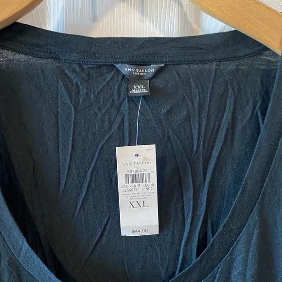 Ann Taylor Black Tee - Picture 2 of 2